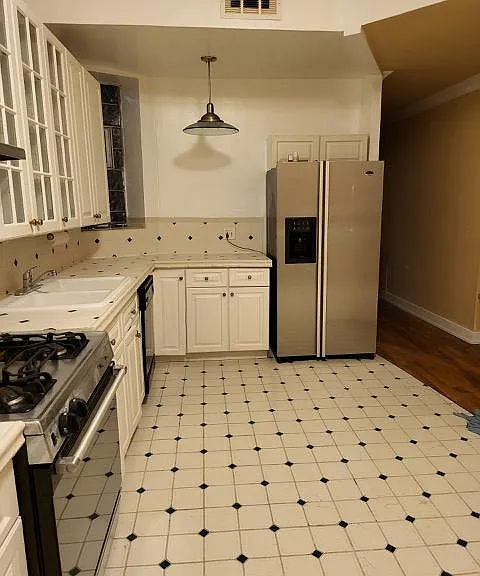 6110 S Kimbark Ave #2 — Photo 6