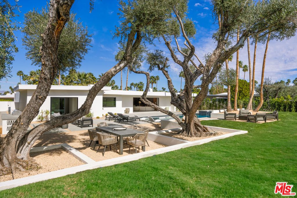 483 E Santiago Way 3