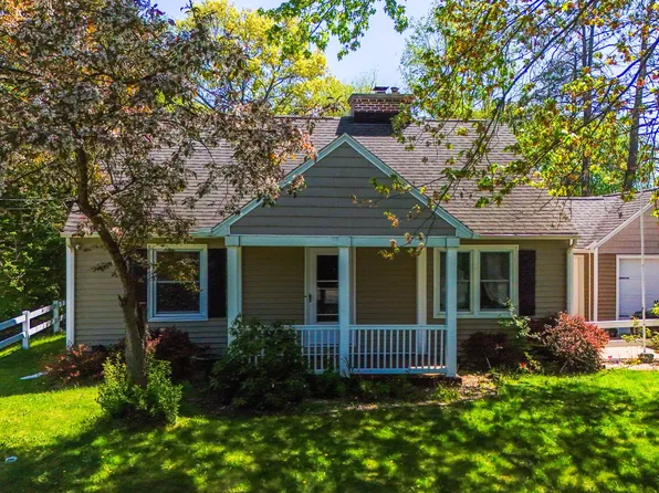 3129 S 11th St, Kalamazoo, MI 49009