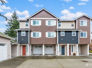 334 9th Ave SE UNIT D-15, Puyallup, WA 98373