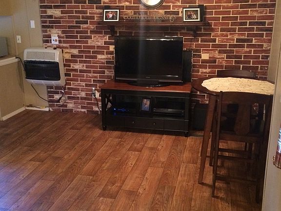 living room/dining room