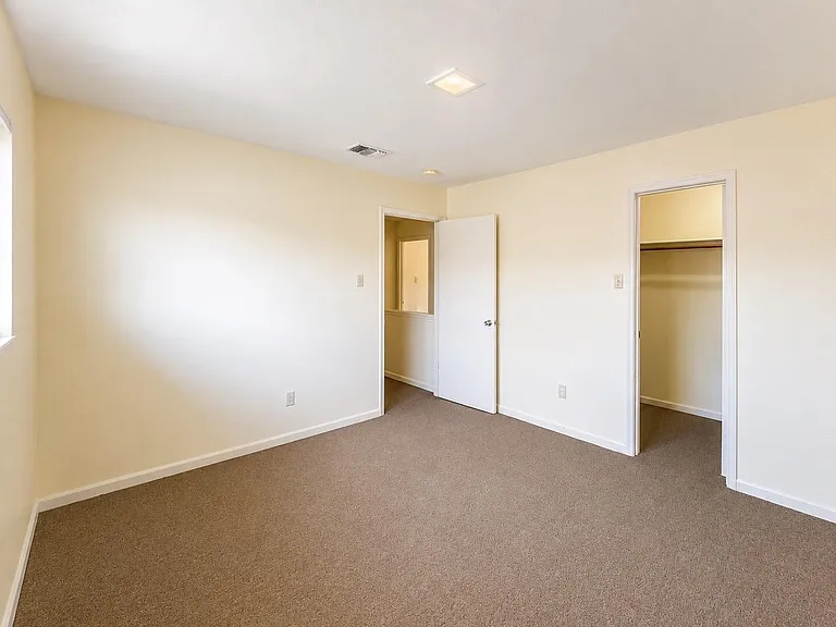 12504 Autumn Leaf Ln — Photo 31