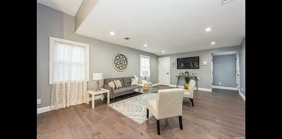 1st image of 7 South Ln