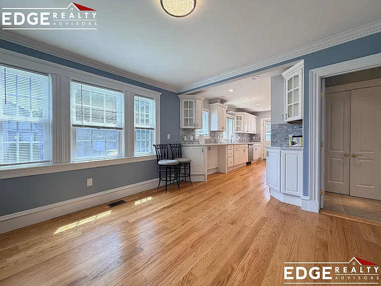 132 Arlington St #1 — Photo 3