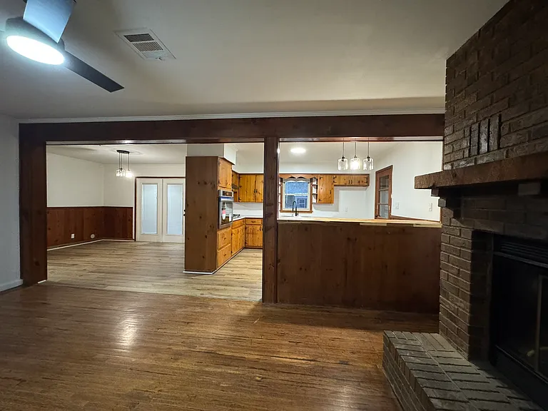 714 Avondale Rd — Photo 24