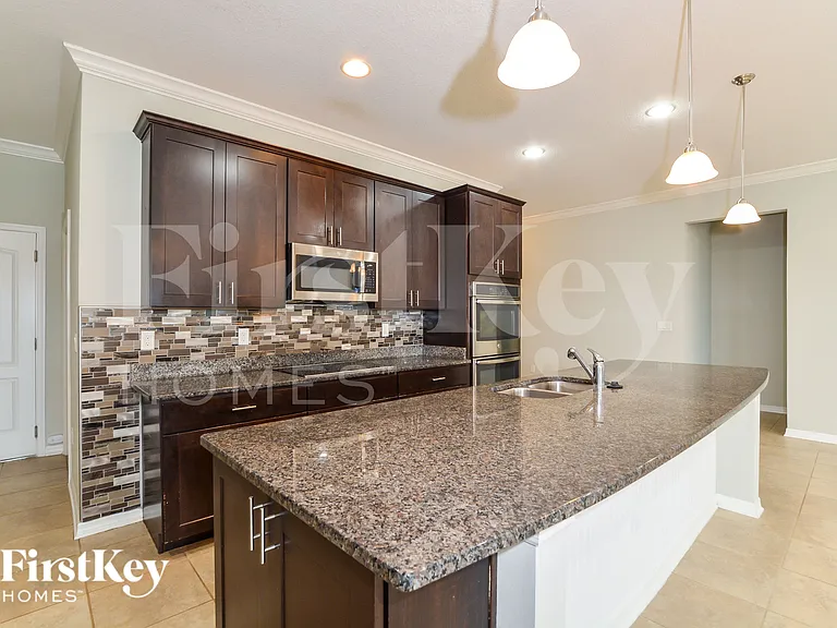 1124 Berkley Ridge Ln — Photo 7