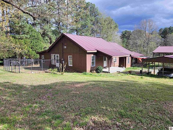 2nd image of 688 Ridge Rd