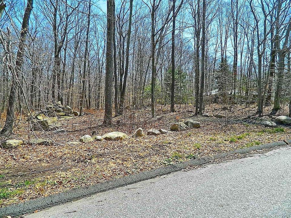 2nd image of 100 Champion Hill Rd