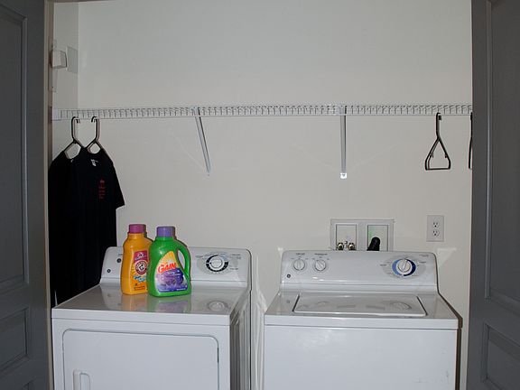 this is a modle laundry room