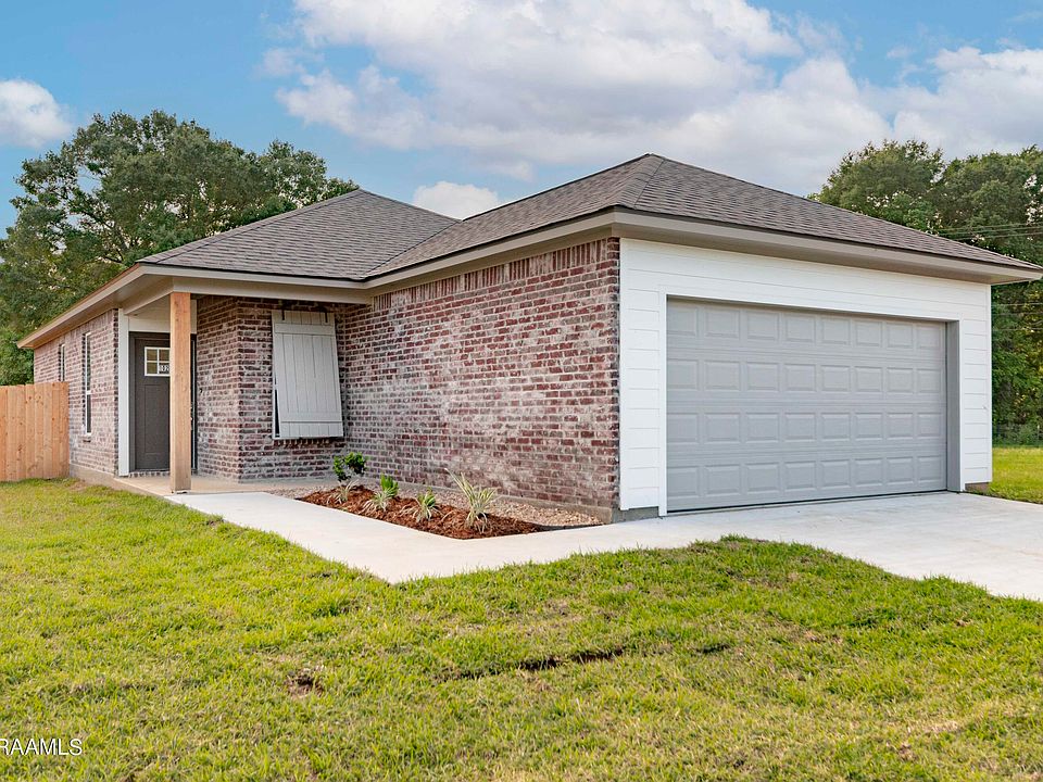 1st image of 102 Tyreek Dr