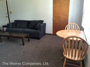 212 E John St APT 8, Champaign, IL 61820