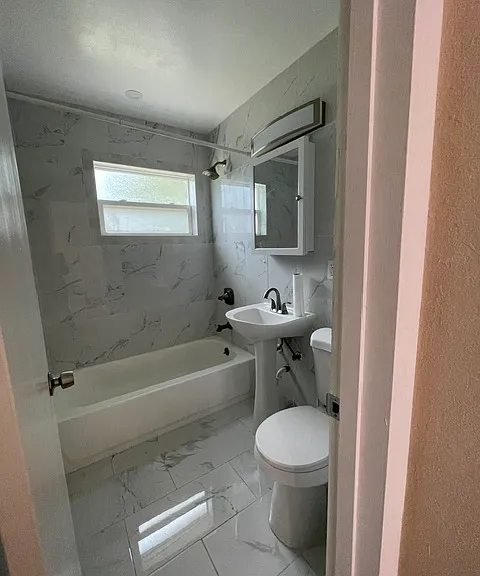 854 Chippendale St — Photo 17