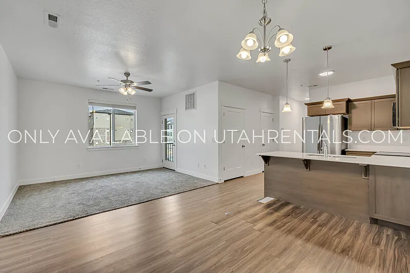 3364 W Hardman Way #204