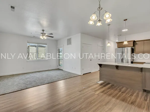 3364 W Hardman Way Unit 204, Lehi, UT 84043