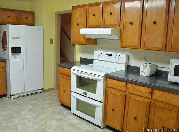 New Floor & Appliances