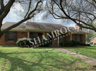 317 Texas Ave, Hewitt, TX 76643