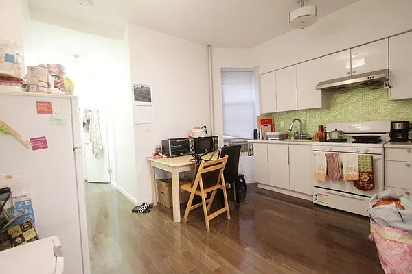 Rented by Wyllie Real Estate | media 1