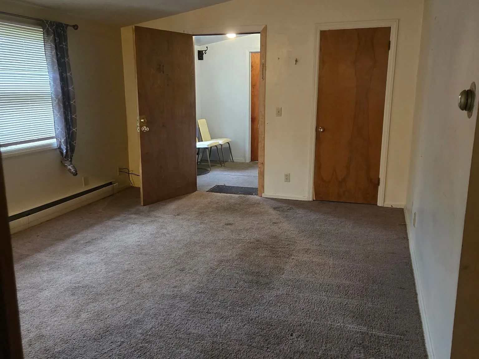 1301 Maple St — Photo 2