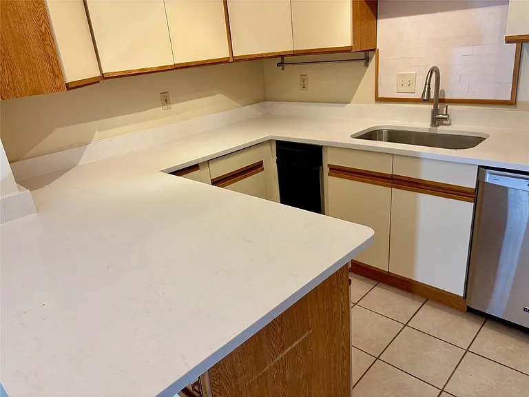 1830 Veranda Dr — Photo 7