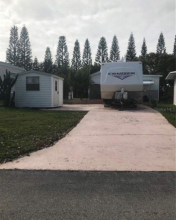 1st image of 7224 Windsong Dr