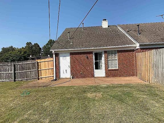 3rd image of 8331 Creek Front Dr #1