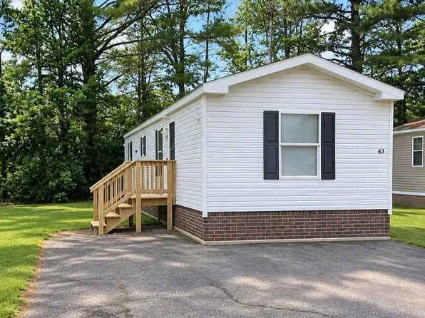 63 Village Green Road, Waterville, ME 04901