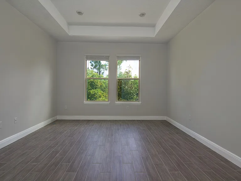 11045 E Bay St — Photo 20