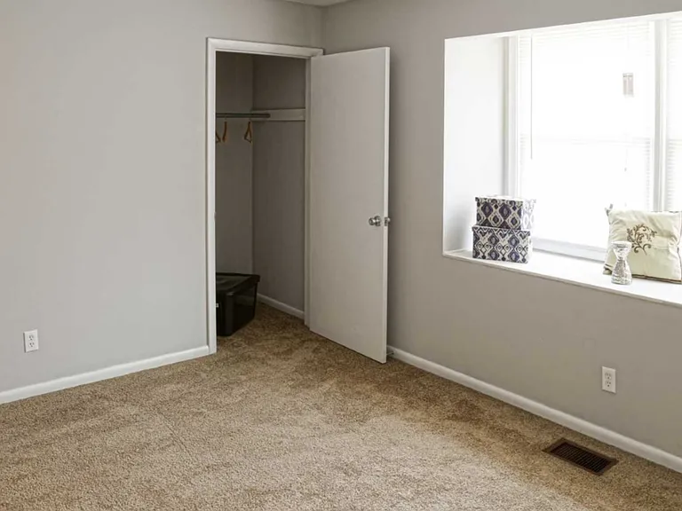 Dillsboro Townhomes — Photo 12