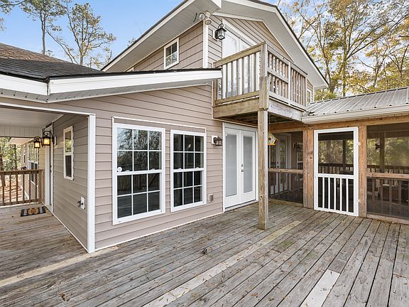 4th image of 292 Tuckasee King Rd