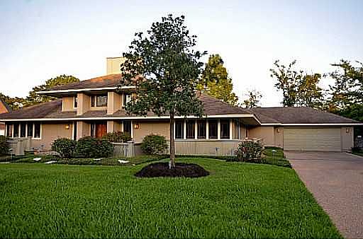 3rd image of 6023 Augusta Cir