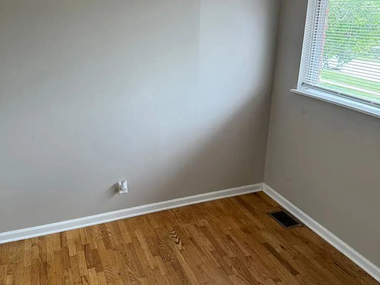 East University Apartments — Photo 16