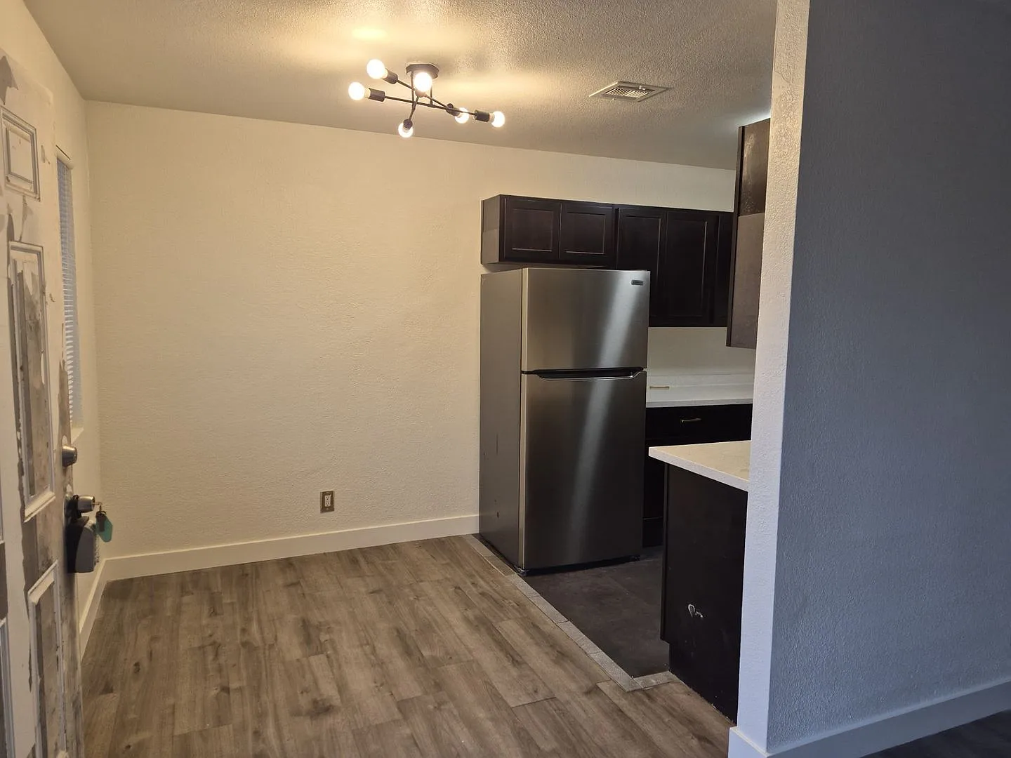 Renovated 2bd/1ba Condo! — Photo 4
