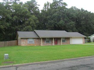 1508 Pecan St, Crossett, AR 71635