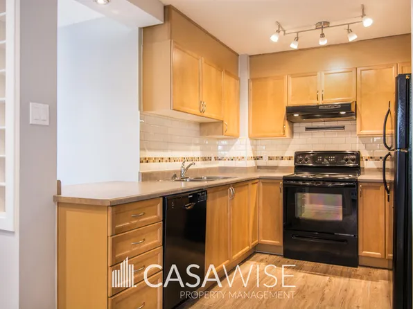 9715 110th St NW #1401, Edmonton, AB T5K 2M1