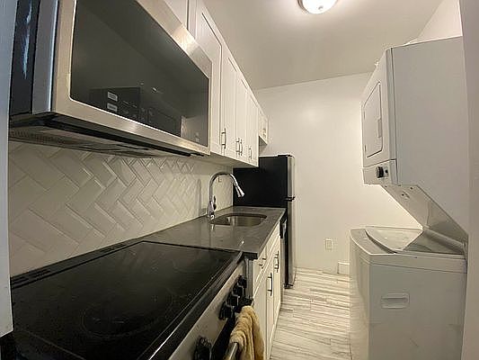 2nd image of 505 W 148th St #1D