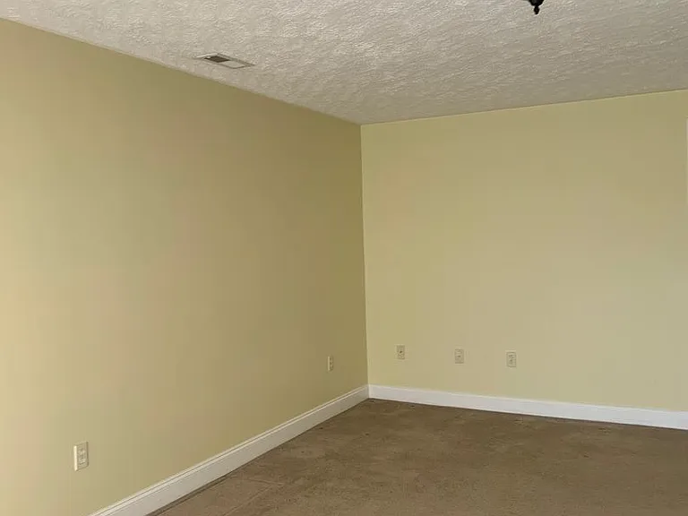 330 Pin Oak Dr — Photo 5