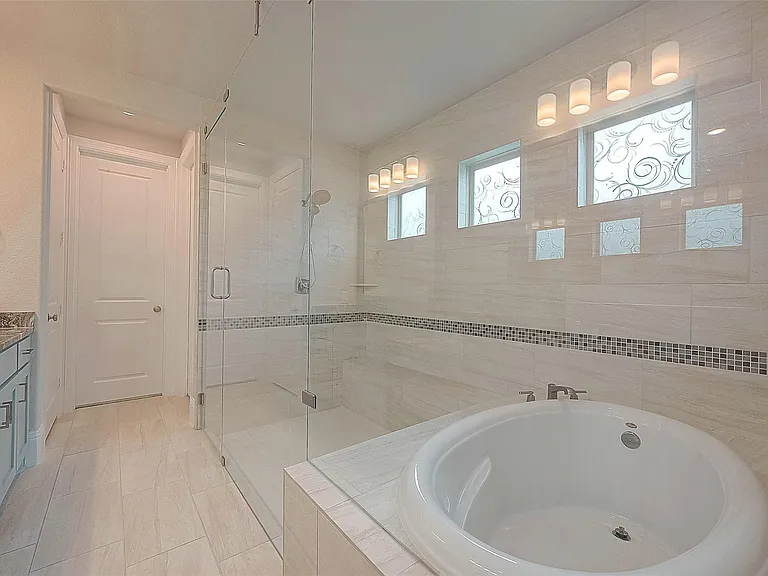 58 Canopy Green Dr — Photo 35