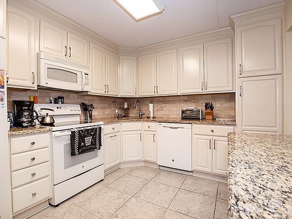3rd image of 935 Ocean Ave APT 519