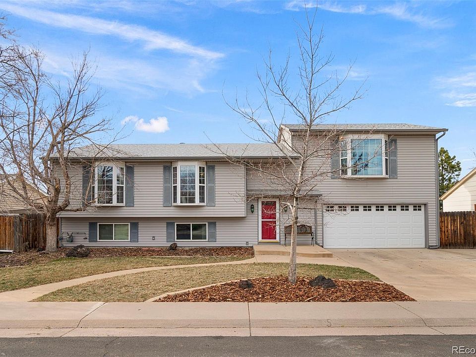 1st image of 9386 Garrison Dr