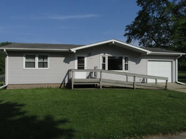 611 Buttercup Ln, Prophetstown, IL 61277