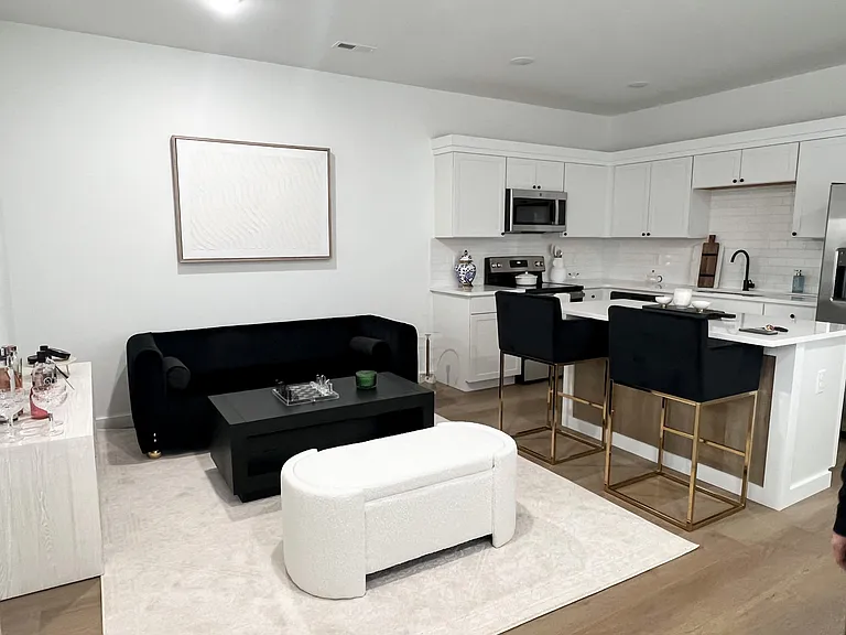 320 Hummingbird Ln — Photo 13