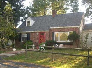 2 Winner Ave, Middletown, NY 10940