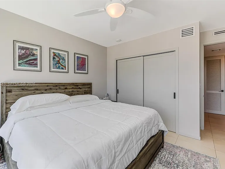 5055 Collins Ave #3K — Photo 25