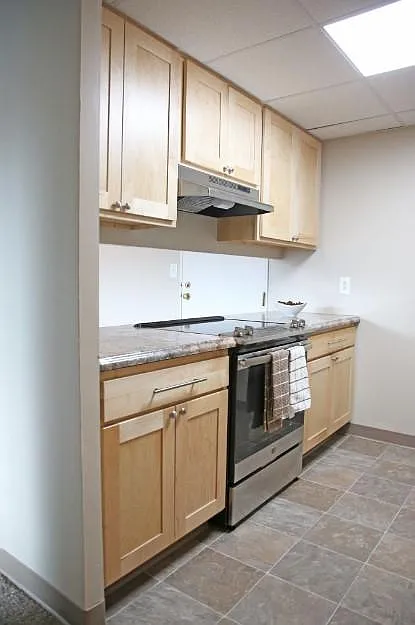 Oakwood Apartments — Photo 3