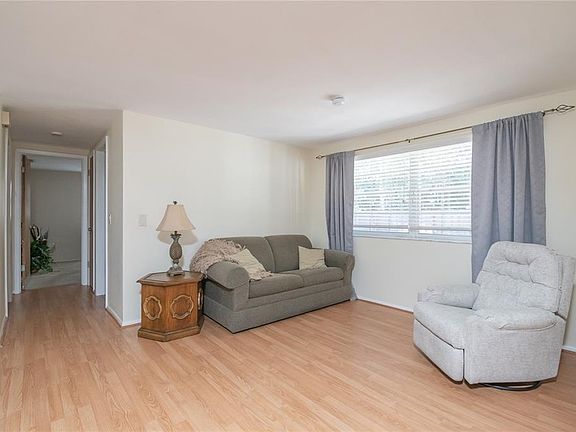 3rd image of 5207 School Rd