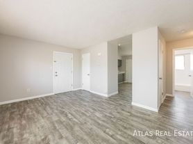 2855 Montebello Dr W