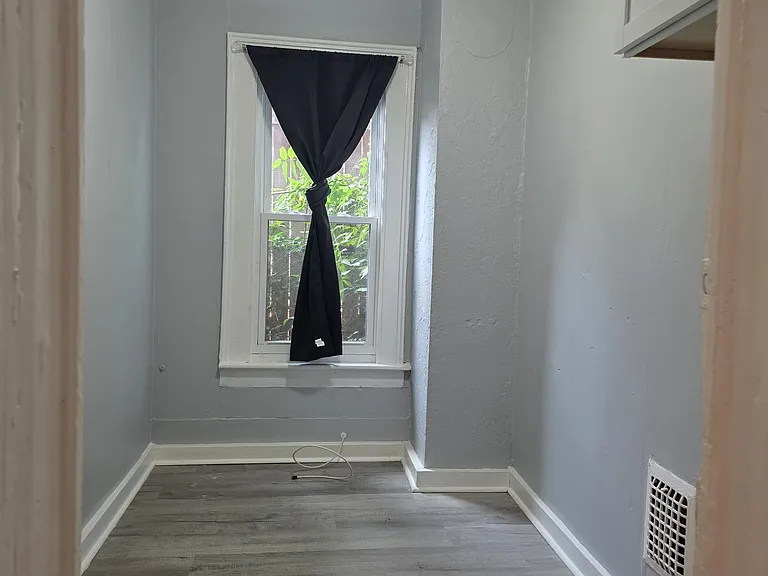 1008 N Townsend St #3 — Photo 4