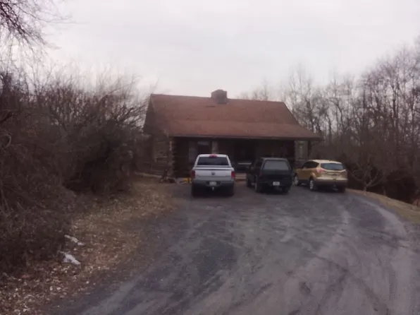 103 Greenhouse Rd, Northumberland, PA 17857