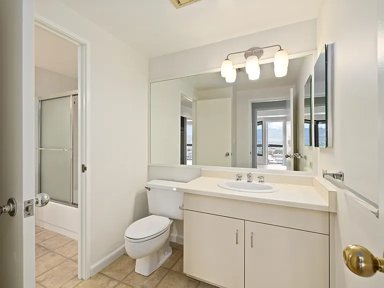 6363 Christie Ave #1823 — Photo 7