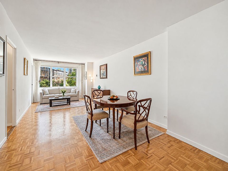 1st image of 155 W 68th St APT 424